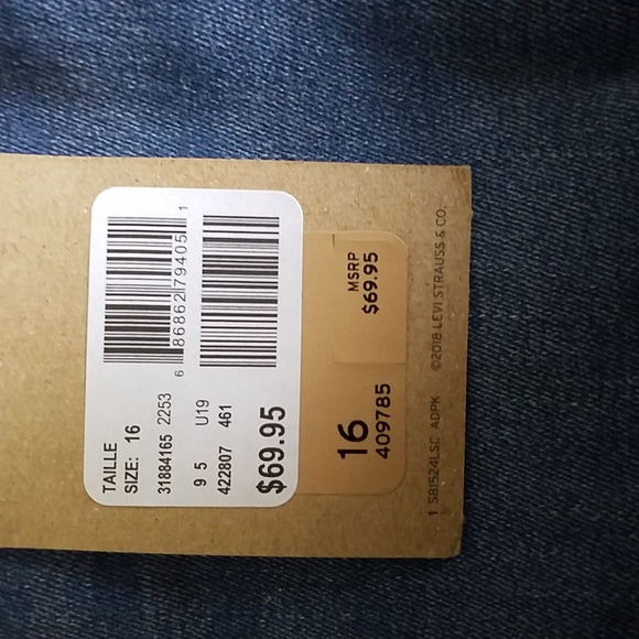 Levi Jean Shorts - Picture 6 of 6